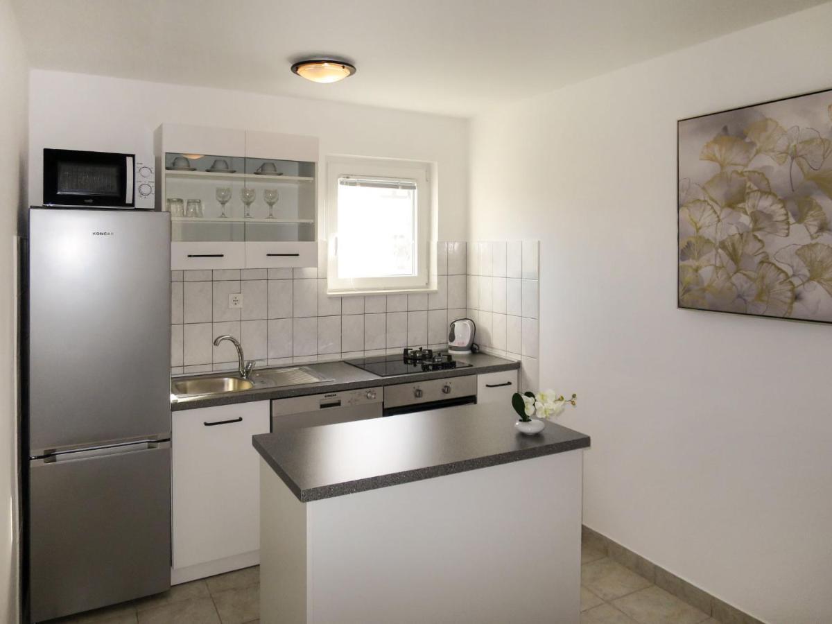 Holiday Home Tone By Interhome Privlaka  Exteriör bild